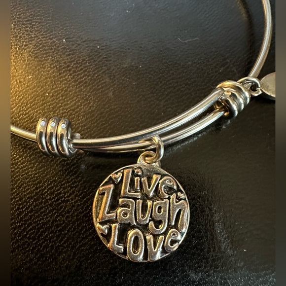 Macy’s Unwritten Silver Bangle Bracelet - Picture 4 of 8